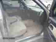 2008 Chevrolet Colorado 1LT z VIN 1GCCS39E788202192, wystawiony jako IAAI lot #42229266 z przebiegiem 270 494 mil mil oraz . Historia ofert i sprzedaży dostępna na DreamBid. Obrazek 5.