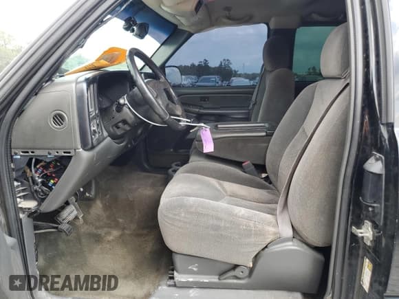 ✅ 2005 Chevrolet Silverado 1500 LS • VIN: 2GCEC19V851279114 • Лот: 68869414. Опубликован ранее на Copart с пробегом 244 892 миль. Бесплатный доступ к архиву аукционных продаж из США и подробный отчёт об истории автомобиля на DreamBid. Изображение 7.