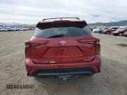 ✅ 2025 Toyota Highlander LE • VIN: 5TDKDRBH5SS575652 • Lot: 52278515. Listed on Copart with 2,378 mi. Free auction sales archive from the USA and detailed vehicle history report at DreamBid. Image 6.