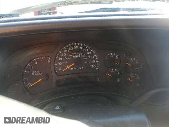 ✅ 2006 Chevrolet Silverado 1500 LT1 • VIN: 1GCEC19T16Z121074 • Лот: 47811945. Опубликован ранее на Copart с пробегом Не указан. Бесплатный доступ к архиву аукционных продаж из США и подробный отчёт об истории автомобиля на DreamBid. Изображение 9.