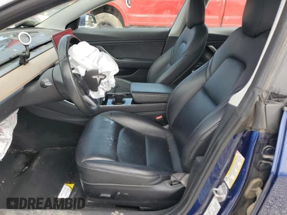 ✅ 2018 Tesla Model 3 Long Range Battery • VIN: 5YJ3E1EB8JF093657 • Lot: 47384465. Wystawiony na Copart z przebiegiem Nie podano. Bezpłatny archiwum sprzedaży aukcyjnych z USA i szczegółowy raport historii pojazdu na DreamBid. Zdjęcie 7.