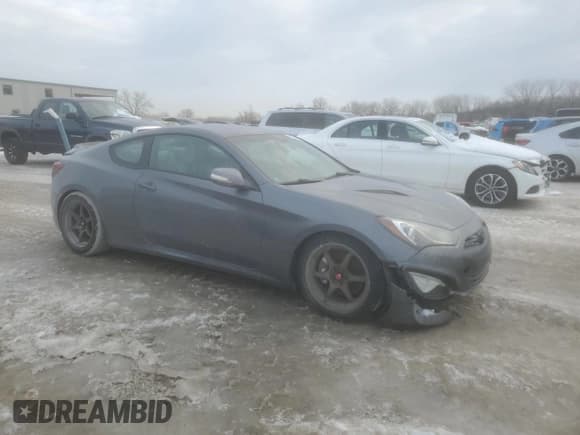 ✅ 2016 Hyundai Genesis Coupe 3.8L Base • VIN: KMHHT6KJ3GU134244 • Lot: 88579165. Wystawiony na Copart z przebiegiem 89 056 mil. Bezpłatny archiwum sprzedaży aukcyjnych z USA i szczegółowy raport historii pojazdu na DreamBid. Zdjęcie 4.