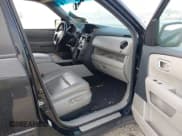 ✅ 2012 Honda Pilot EX-L • VIN: 5FNYF4H50CB047091 • Lot: 43374190. Listed on IAAI with 258,893 mi. Free auction sales archive from the USA and detailed vehicle history report at DreamBid. Image 5.