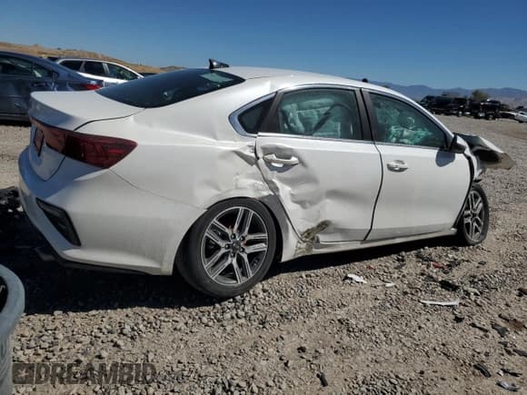 ✅ 2021 Kia Forte EX • VIN: 3KPF54AD9ME412712 • Lot: 68385435. Listed on Copart with Not provided. Free auction sales archive from the USA and detailed vehicle history report at DreamBid. Image 3.