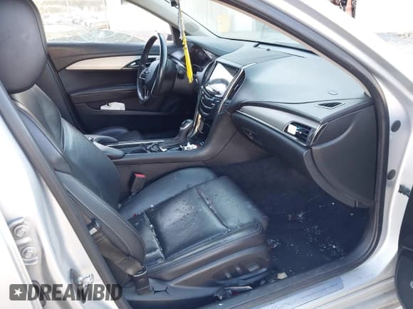 ✅ 2015 Cadillac ATS Luxury RWD • VIN: 1G6AB5RA4F0111587 • Lot: 43421369. Wystawiony na IAAI z przebiegiem Nie podano. Bezpłatny archiwum sprzedaży aukcyjnych z USA i szczegółowy raport historii pojazdu na DreamBid. Zdjęcie 5.