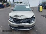 ✅ 2014 Volkswagen Jetta TDI w/Premium/Nav • VIN: 3VWLL7AJ9EM226026 • Lot: 42219871. Wystawiony na IAAI z przebiegiem 100 386 mil. Bezpłatny archiwum sprzedaży aukcyjnych z USA i szczegółowy raport historii pojazdu na DreamBid. Zdjęcie 12.