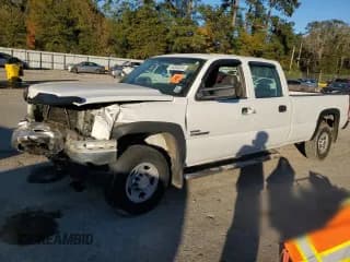 ✅ 2006 Chevrolet Silverado 2500HD Work Truck • VIN: 1GCHC23D66F234623 • Лот: 84534354. Опубликован ранее на Copart с пробегом 526 542 миль. Бесплатный доступ к архиву аукционных продаж из США и подробный отчёт об истории автомобиля на DreamBid. Изображение 1.