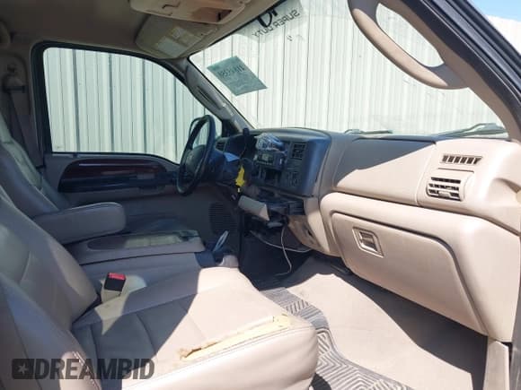 ✅ 2006 Ford F-250 XL • VIN: 1FTSW21P46EC04567 • Lot: 41845350. Listed on IAAI with 145,360 mi. Free auction sales archive from the USA and detailed vehicle history report at DreamBid. Image 5.