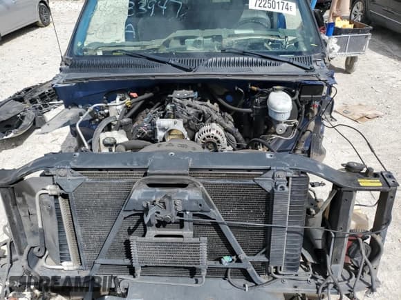 ✅ 2003 Chevrolet Silverado SS • VIN: 2GCEK19N531325806 • Лот: 72250174. Опубликован ранее на Copart с пробегом Не указан. Бесплатный доступ к архиву аукционных продаж из США и подробный отчёт об истории автомобиля на DreamBid. Изображение 11.