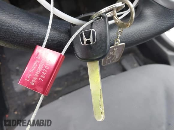 ✅ 2009 Honda Fit • VIN: JHMGE88209S016008 • Лот: 42472161. Опубликован ранее на IAAI с пробегом 85 555 миль. Бесплатный доступ к архиву аукционных продаж из США и подробный отчёт об истории автомобиля на DreamBid. Изображение 11.