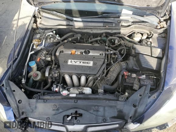 ✅ 2004 Honda Accord DX • VIN: 1HGCM55124A102501 • Lot: 62954784. Listed on Copart with Not provided. Free auction sales archive from the USA and detailed vehicle history report at DreamBid. Image 11.