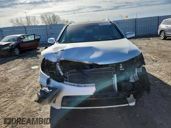 ✅ 2013 Kia Sorento SX • VIN: 5XYKWDA28DG369672 • Lot: 92301185. Listed on Copart with 118,053 mi. Free auction sales archive from the USA and detailed vehicle history report at DreamBid. Image 5.