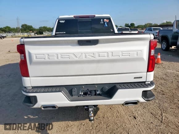 ✅ 2020 Chevrolet Silverado 1500 RST • VIN: 3GCUYEET5LG167917 • Lot: 68571565. Wystawiony na Copart z przebiegiem 119 328 mil. Bezpłatny archiwum sprzedaży aukcyjnych z USA i szczegółowy raport historii pojazdu na DreamBid. Zdjęcie 6.