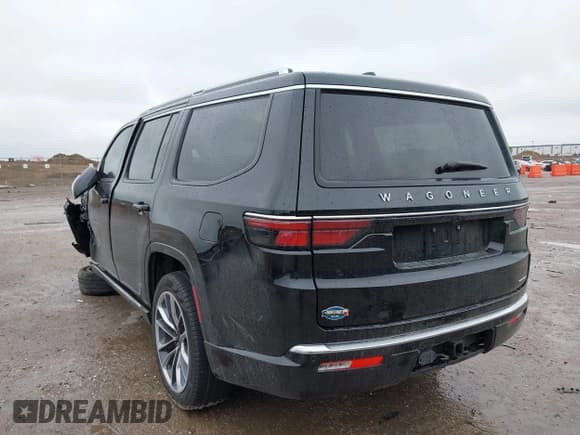 ✅ 2024 Jeep Wagoneer Series III • VIN: 1C4SJVDP2RS155659 • Lot: 41965080. Wystawiony na IAAI z przebiegiem 9 297 mil. Bezpłatny archiwum sprzedaży aukcyjnych z USA i szczegółowy raport historii pojazdu na DreamBid. Zdjęcie 3.