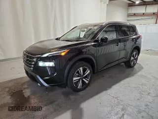 ✅ 2026 Nissan Rogue SL • VIN: 5N1BT3CA4TC702469 • Лот: 92952765. Опубликован ранее на Copart с пробегом 1 435 миль. Бесплатный доступ к архиву аукционных продаж из США и подробный отчёт об истории автомобиля на DreamBid. Изображение 1.