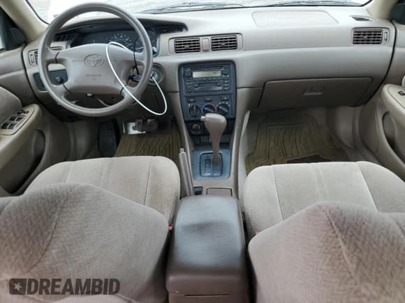 ✅ 2001 Toyota Camry CE • VIN: 4T1BG22K41U078172 • Lot: 81771765. Wystawiony na Copart z przebiegiem 179 412 mil. Bezpłatny archiwum sprzedaży aukcyjnych z USA i szczegółowy raport historii pojazdu na DreamBid. Zdjęcie 8.