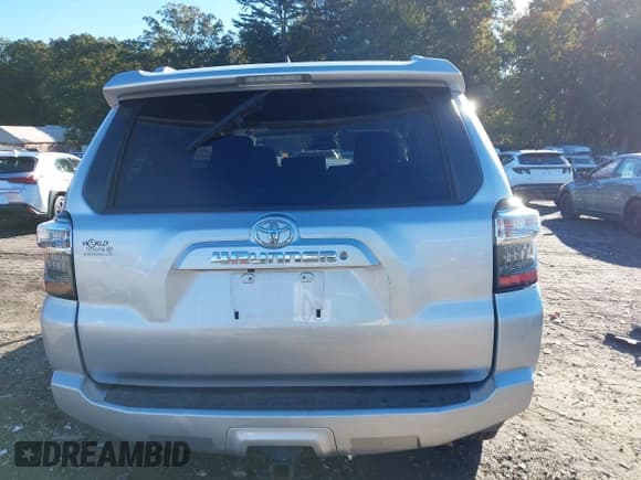 ✅ 2016 Toyota 4Runner SR5 • VIN: JTEZU5JR9G5116070 • Lot: 43488346. Wystawiony na IAAI z przebiegiem 153 337 mil. Bezpłatny archiwum sprzedaży aukcyjnych z USA i szczegółowy raport historii pojazdu na DreamBid. Zdjęcie 16.