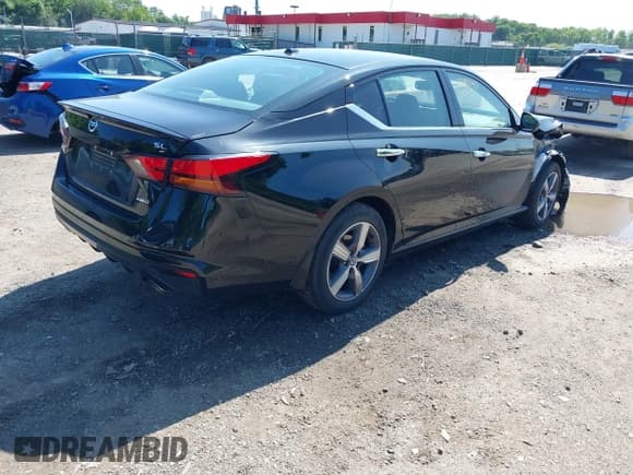 ✅ 2020 Nissan Altima SL • VIN: 1N4BL4EW9LC212750 • Lot: 42400401. Wystawiony na IAAI z przebiegiem 58 259 mil. Bezpłatny archiwum sprzedaży aukcyjnych z USA i szczegółowy raport historii pojazdu na DreamBid. Zdjęcie 4.