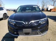 ✅ 2024 VinFast VF 8 Eco • VIN: RLLV1AEB6RH004397 • Lot: 81082054. Wystawiony na Copart z przebiegiem Nie podano. Bezpłatny archiwum sprzedaży aukcyjnych z USA i szczegółowy raport historii pojazdu na DreamBid. Zdjęcie 5.