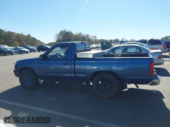✅ 2000 Nissan Frontier XE • VIN: 1N6DD21S5YC396872 • Lot: 43642925. Listed on IAAI with 359,896 mi. Free auction sales archive from the USA and detailed vehicle history report at DreamBid. Image 15.