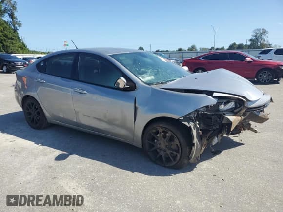 ✅ 2016 Dodge Dart SXT • VIN: 1C3CDFBB8GD529643 • Lot: 81985105. Wystawiony na Copart z przebiegiem 107 242 mil. Bezpłatny archiwum sprzedaży aukcyjnych z USA i szczegółowy raport historii pojazdu na DreamBid. Zdjęcie 4.