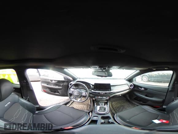 ✅ 2023 Kia Forte GT-Line • VIN: 3KPF54AD8PE641287 • Lot: 43637516. Wystawiony na IAAI z przebiegiem 79 484 mil. Bezpłatny archiwum sprzedaży aukcyjnych z USA i szczegółowy raport historii pojazdu na DreamBid. Zdjęcie 19.