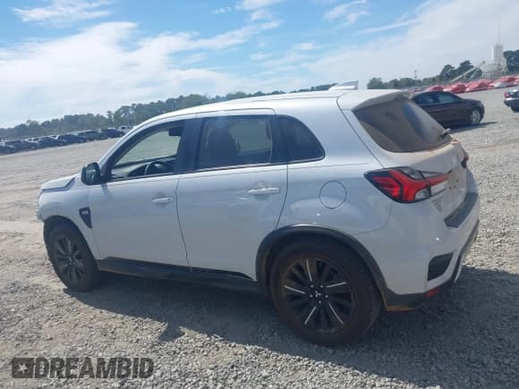 ✅ 2022 Mitsubishi Outlander ES • VIN: JA4APUAU1NU016680 • Lot: 43361927. Wystawiony na IAAI z przebiegiem 78 805 mil. Bezpłatny archiwum sprzedaży aukcyjnych z USA i szczegółowy raport historii pojazdu na DreamBid. Zdjęcie 15.