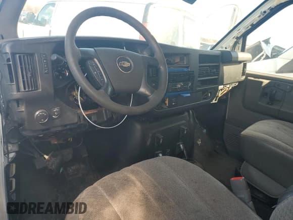 ✅ 2012 Chevrolet Express Passenger 1LT • VIN: 1GAZG1FA6C1175370 • Lot: 48130955. Listed on Copart with 268,170 mi. Free auction sales archive from the USA and detailed vehicle history report at DreamBid. Image 8.