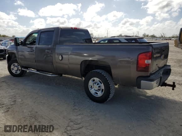 ✅ 2008 Chevrolet Silverado 2500HD 1LT • VIN: 1GCHC23638F112984 • Lot: 78577554. Wystawiony na Copart z przebiegiem 196 571 mil. Bezpłatny archiwum sprzedaży aukcyjnych z USA i szczegółowy raport historii pojazdu na DreamBid. Zdjęcie 2.