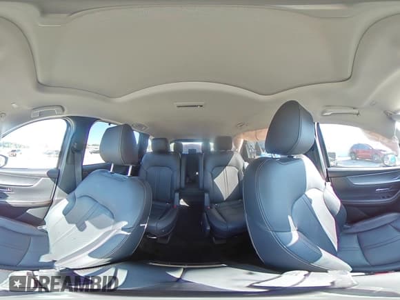 ✅ 2024 Mazda CX-90 Preferred • VIN: JM3KKBHA9R1160582 • Lot: 71732575. Wystawiony na Copart z przebiegiem 15 265 mil. Bezpłatny archiwum sprzedaży aukcyjnych z USA i szczegółowy raport historii pojazdu na DreamBid. Zdjęcie 15.