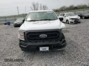 ✅ 2022 Ford F-150 XL • VIN: 1FTEW1CB5NKE31758 • Lot: 50913955. Wystawiony na Copart z przebiegiem 46 156 mil. Bezpłatny archiwum sprzedaży aukcyjnych z USA i szczegółowy raport historii pojazdu na DreamBid. Zdjęcie 11.