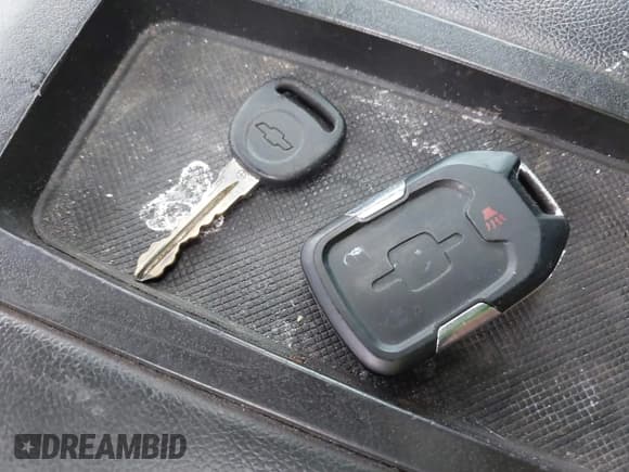 ✅ 2011 Chevrolet Silverado 2500HD LTZ • VIN: 1GC1KYC82BF178510 • Лот: 42248731. Опубликован ранее на IAAI с пробегом 292 024 миль. Бесплатный доступ к архиву аукционных продаж из США и подробный отчёт об истории автомобиля на DreamBid. Изображение 11.