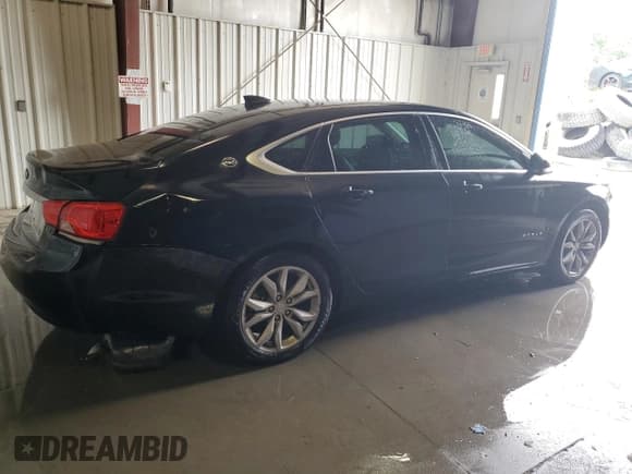 ✅ 2017 Chevrolet Impala LT • VIN: 1G1105S38HU187901 • Лот: 65544474. Опубликован ранее на Copart с пробегом 129 018 миль. Бесплатный доступ к архиву аукционных продаж из США и подробный отчёт об истории автомобиля на DreamBid. Изображение 3.
