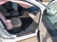 ✅ 2018 Hyundai Elantra Limited • VIN: 5NPD84LF8JH267862 • Лот: 43109970. Опубликован ранее на IAAI с пробегом 121 419 миль. Бесплатный доступ к архиву аукционных продаж из США и подробный отчёт об истории автомобиля на DreamBid. Изображение 5.