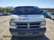 ✅ 2000 Dodge RAM • VIN: 2B7HB11Y4YK114102 • Lot: 90293575. Wystawiony na Copart z przebiegiem 191 969 mil. Bezpłatny archiwum sprzedaży aukcyjnych z USA i szczegółowy raport historii pojazdu na DreamBid. Zdjęcie 5.