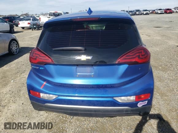 ✅ 2018 Chevrolet Bolt EV LT • VIN: 1G1FW6S06J4130599 • Lot: 46073005. Wystawiony na Copart z przebiegiem 385 954 mil. Bezpłatny archiwum sprzedaży aukcyjnych z USA i szczegółowy raport historii pojazdu na DreamBid. Zdjęcie 6.