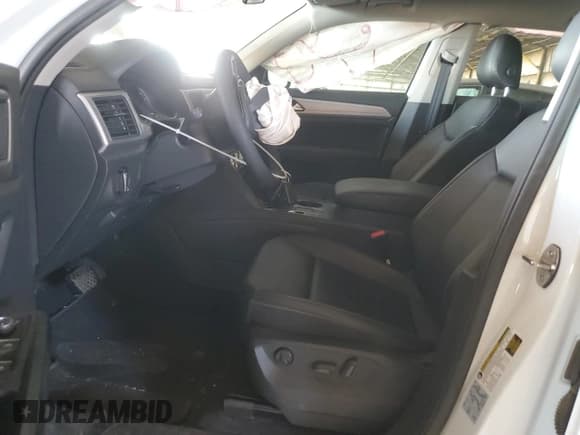 ✅ 2019 Volkswagen Atlas SE • VIN: 1V2DP2CA9KC571631 • Lot: 55625774. Listed on Copart with 47,065 mi. Free auction sales archive from the USA and detailed vehicle history report at DreamBid. Image 7.