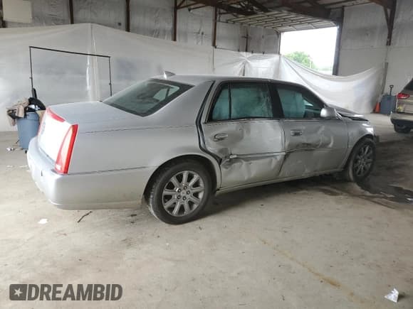 ✅ 2009 Cadillac DTS 1SC • VIN: 1G6KD57YX9U120869 • Lot: 59495435. Wystawiony na Copart z przebiegiem Nie podano. Bezpłatny archiwum sprzedaży aukcyjnych z USA i szczegółowy raport historii pojazdu na DreamBid. Zdjęcie 3.