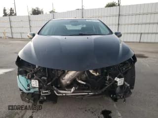 ✅ 2017 Chevrolet Volt LT • VIN: 1G1RC6S54HU109018 • Lot: 83494174. Wystawiony na Copart z przebiegiem 63 719 mil. Bezpłatny archiwum sprzedaży aukcyjnych z USA i szczegółowy raport historii pojazdu na DreamBid. Zdjęcie 5.