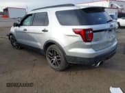 ✅ 2017 Ford Explorer Sport • VIN: 1FM5K8GT9HGA67449 • Lot: 43639519. Wystawiony na IAAI z przebiegiem Nie podano. Bezpłatny archiwum sprzedaży aukcyjnych z USA i szczegółowy raport historii pojazdu na DreamBid. Zdjęcie 3.