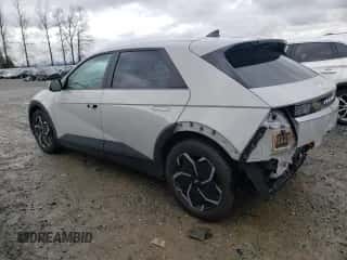 2022 Hyundai Ioniq 5 SE z VIN KM8KM4AE8NU068136, wystawiony jako Copart lot #44801044 z przebiegiem 11 473 mil mil oraz . Historia ofert i sprzedaży dostępna na DreamBid. Obrazek 2.