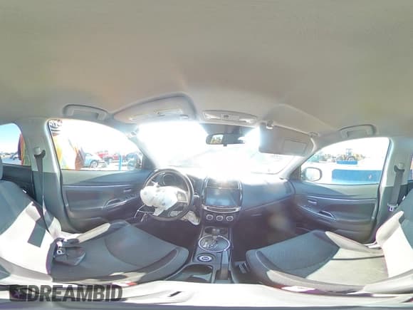 ✅ 2015 Mitsubishi Outlander GT • VIN: 4A4AR4AWXFE042989 • Lot: 56348075. Listed on Copart with 124,368 mi. Free auction sales archive from the USA and detailed vehicle history report at DreamBid. Image 15.