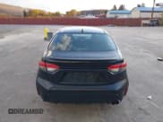 ✅ 2021 Toyota Corolla SE • VIN: 5YFS4MCE2MP090579 • Lot: 43597028. Wystawiony na IAAI z przebiegiem 85 029 mil. Bezpłatny archiwum sprzedaży aukcyjnych z USA i szczegółowy raport historii pojazdu na DreamBid. Zdjęcie 16.