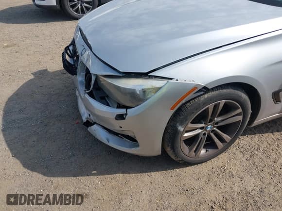 ✅ 2014 BMW 3 Series 328i Gran Turismo xDrive • VIN: WBA3X5C54ED557715 • Лот: 42827370. Опубликован ранее на IAAI с пробегом Не указан. Бесплатный доступ к архиву аукционных продаж из США и подробный отчёт об истории автомобиля на DreamBid. Изображение 17.