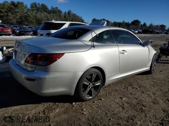 ✅ 2014 Lexus IS 250 C • VIN: JTHFF2C25E2531531 • Lot: 83644104. Listed on Copart with 74,572 mi. Free auction sales archive from the USA and detailed vehicle history report at DreamBid. Image 3.