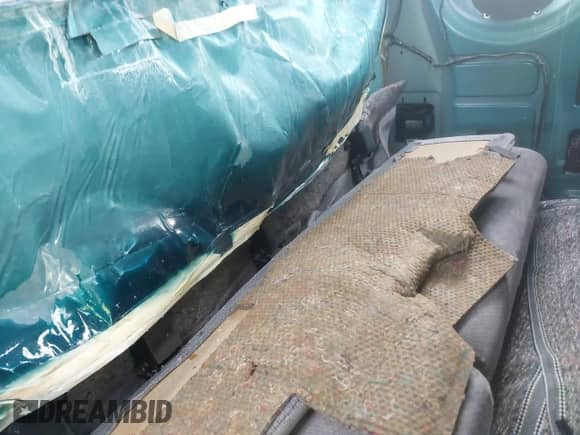 1994 Dodge Dakota with VIN 1B7GG23Y5RS528822, listed as a IAAI auction lot 42743000 with 27,483 mi miles and . Bid and sale history available at DreamBid. Image 8.