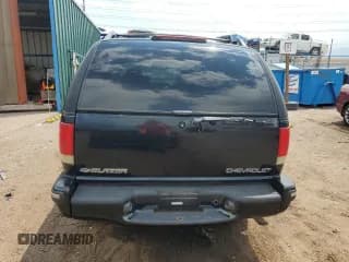 ✅ 1998 Chevrolet Blazer LS • VIN: 1GNDT13W2W2225782 • Lot: 65555915. Wystawiony na Copart z przebiegiem 159 005 mil. Bezpłatny archiwum sprzedaży aukcyjnych z USA i szczegółowy raport historii pojazdu na DreamBid. Zdjęcie 6.