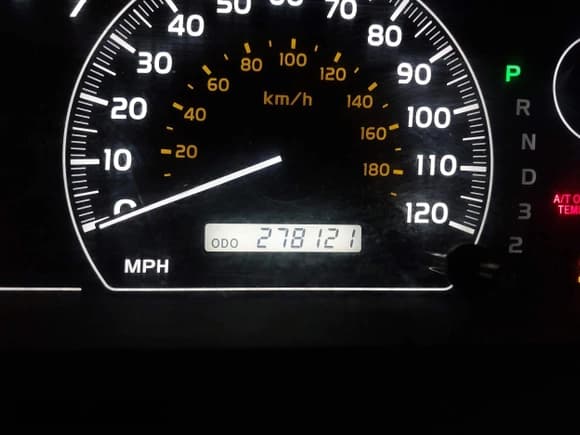 ✅ 2007 Toyota Sequoia Limited • VIN: 5TDBT48A77S283038 • Lot: 42458998. Wystawiony na IAAI z przebiegiem 278 121 mil. Bezpłatny archiwum sprzedaży aukcyjnych z USA i szczegółowy raport historii pojazdu na DreamBid. Zdjęcie 15.