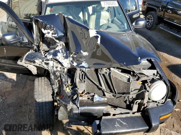 ✅ 2003 Jeep Liberty Limited • VIN: 1J4GK58KX3W516406 • Лот: 77926283. Опубликован ранее на Copart с пробегом 268 375 миль. Бесплатный доступ к архиву аукционных продаж из США и подробный отчёт об истории автомобиля на DreamBid. Изображение 11.