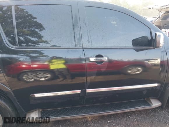 ✅ 2012 Nissan Armada Platinum • VIN: 5N1AA0NC2CN612501 • Lot: 42488085. Listed on IAAI with 222,058 mi. Free auction sales archive from the USA and detailed vehicle history report at DreamBid. Image 13.